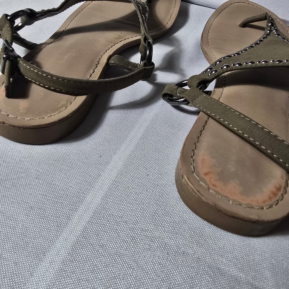 Simply Vera Wang Studded Brown Thong Sandal Womens Size 9 - Picture 5 of 7